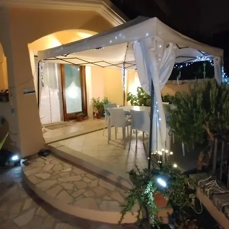 Apartment Il Frutto Del Fico D'india, Tiriddo Porto San Paolo, With Shared Swimming Pool *